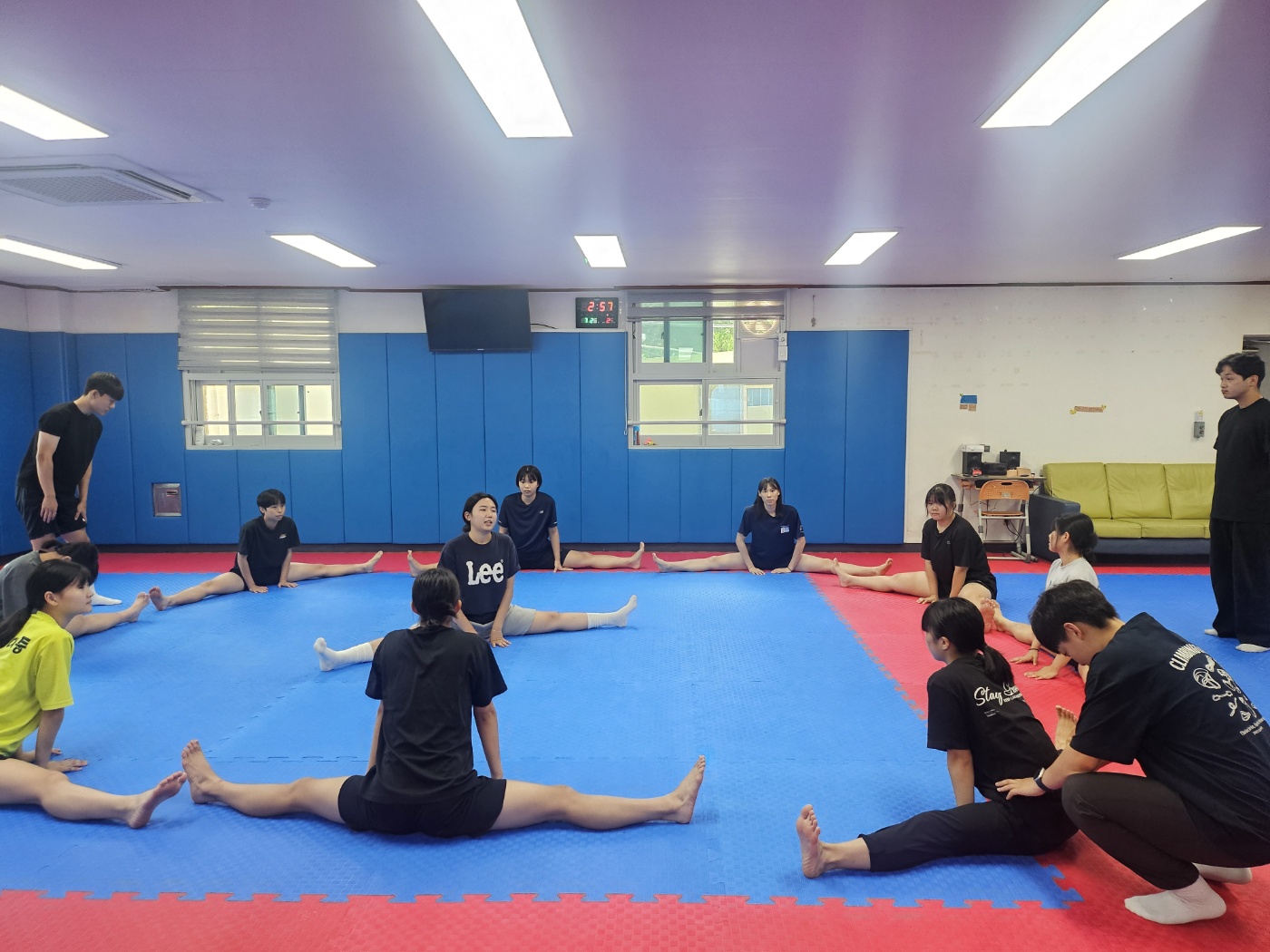 금정여자고등학교 태권도 선수팀 의무지원 및 안전 교육 실시